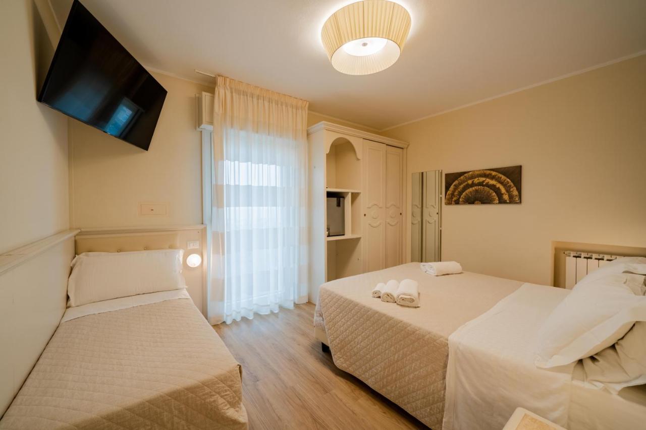 Hotel Orchidea Cervia Kültér fotó