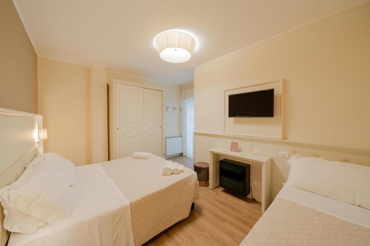 Hotel Orchidea Cervia Kültér fotó